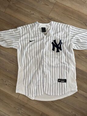 Nike White and Navy New York Yankees Pinstripe Jersey